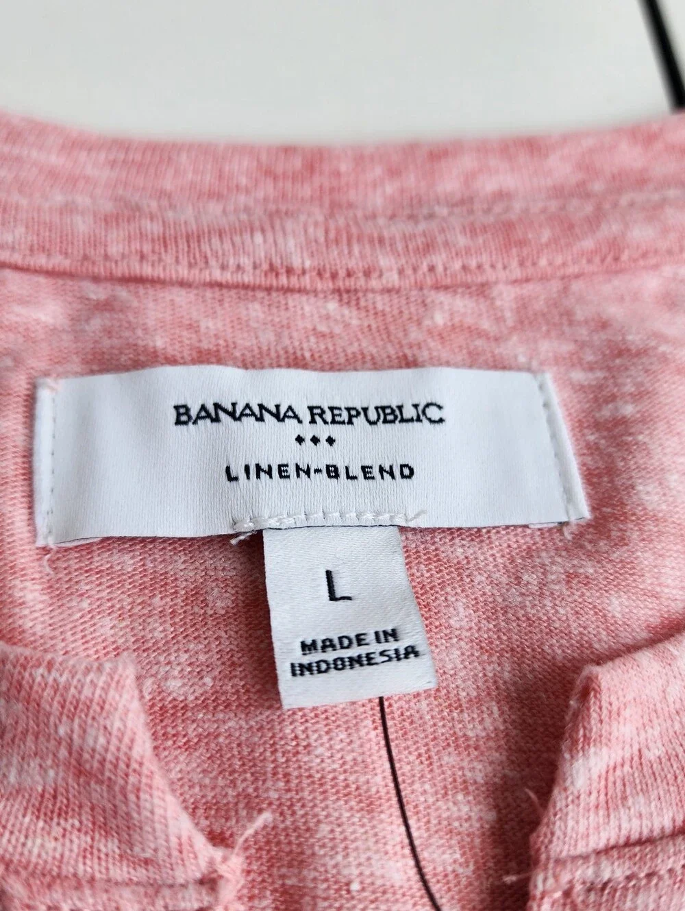 NWT Banana Republic Linen Blend Men's T-Shirt Short Sleeve Peach Pink Notch L